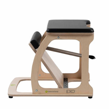 Silla de Pilates EXO® de Fitness For Life México, diseñada para ejercicios de Pilates, con estructura resistente y asiento cómodo.